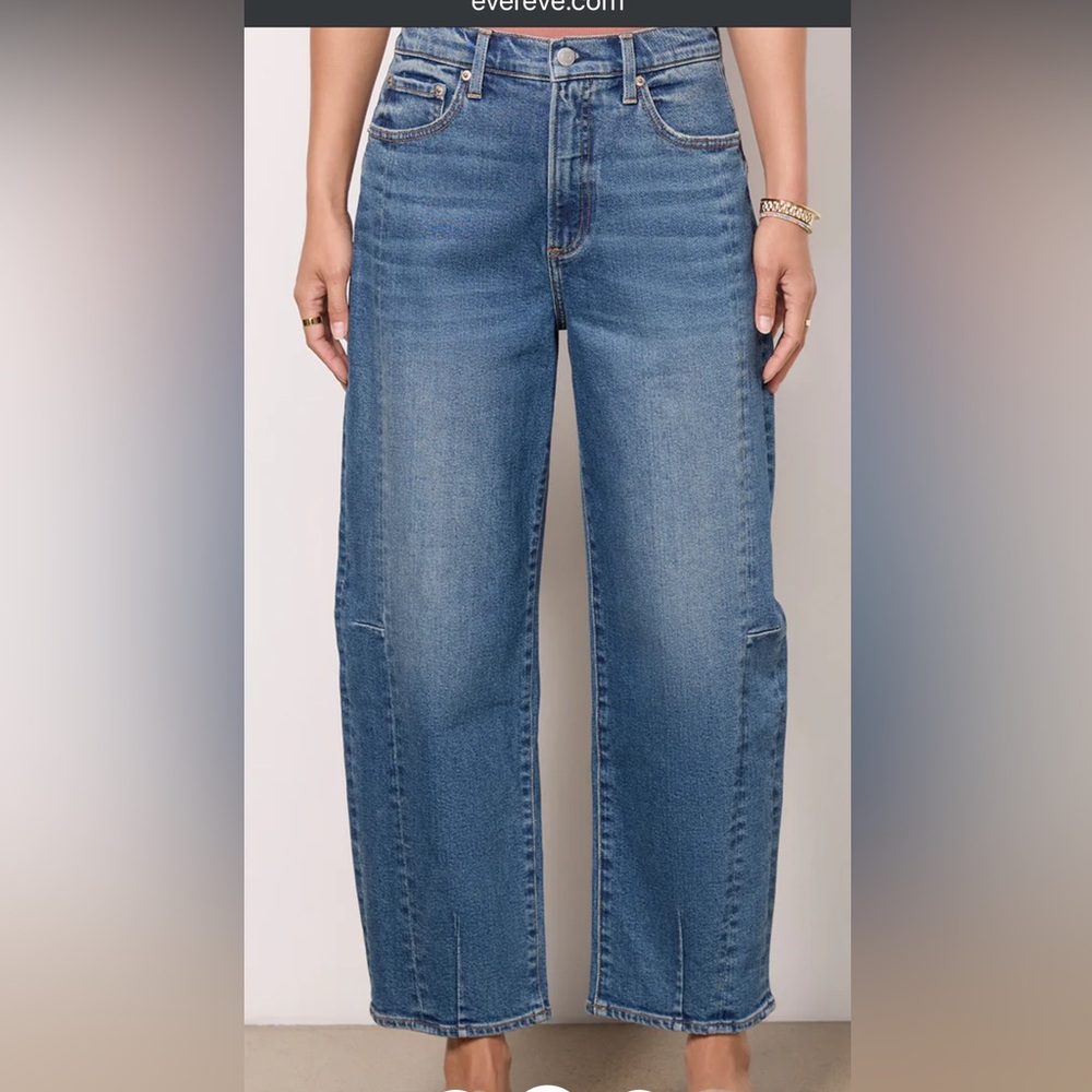 Pistola Eli Arched Jean, like new, size 26, currently full price $178
